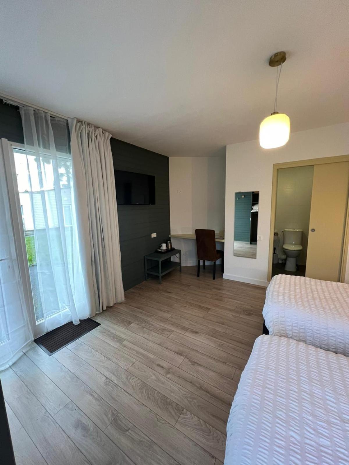 Hotel Les Voisins Beaucemaine Ploufragan Kültér fotó