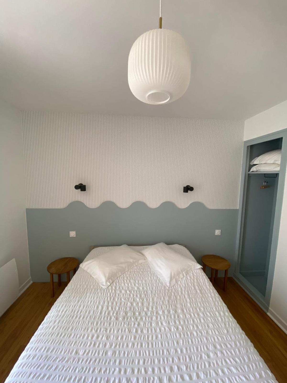 Hotel Les Voisins Beaucemaine Ploufragan Szoba fotó