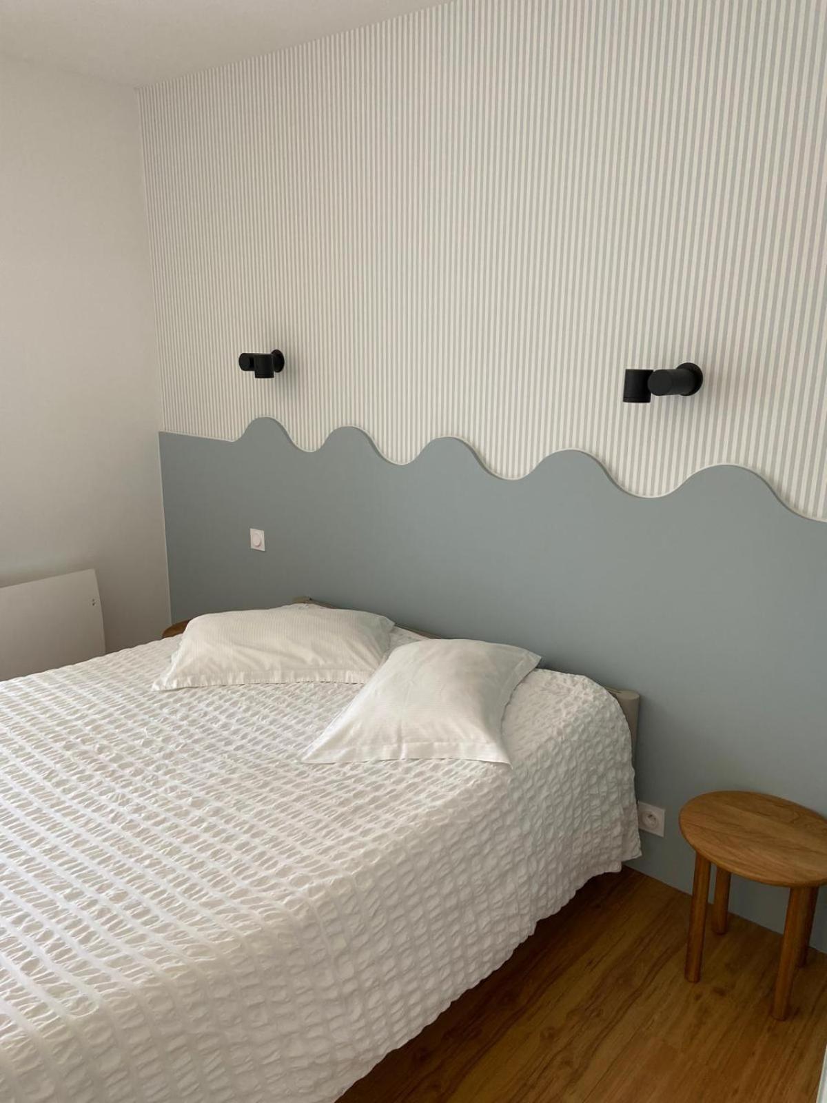 Hotel Les Voisins Beaucemaine Ploufragan Szoba fotó