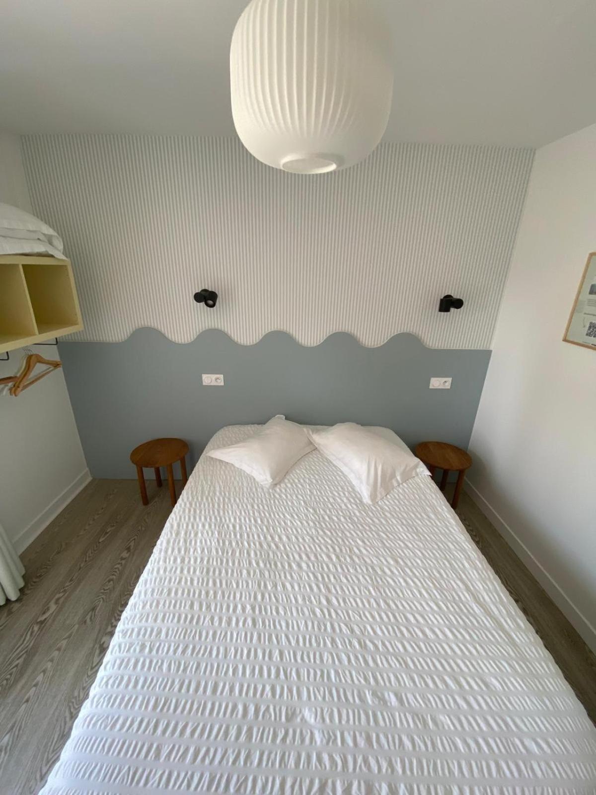 Hotel Les Voisins Beaucemaine Ploufragan Szoba fotó
